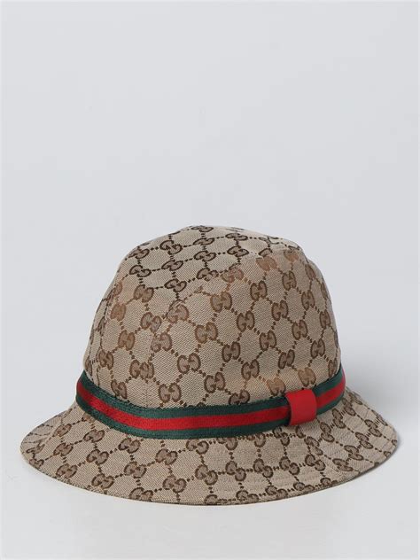 nuovo capello gucci|cappella donna di gucci.